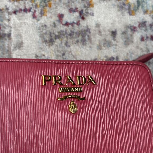 Prada Vitello Move Compact Wallet - Picture 7 of 16